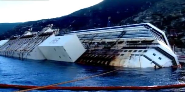 Costa Concordia wird geborgen