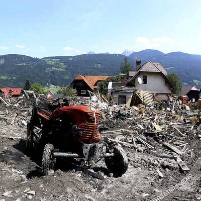 Eine neue Sintflut gefährdet die Aufräumarbeiten 