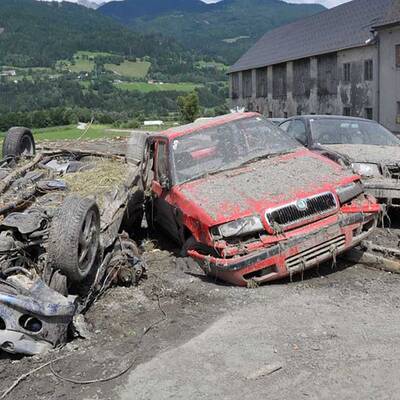Eine neue Sintflut gefährdet die Aufräumarbeiten 