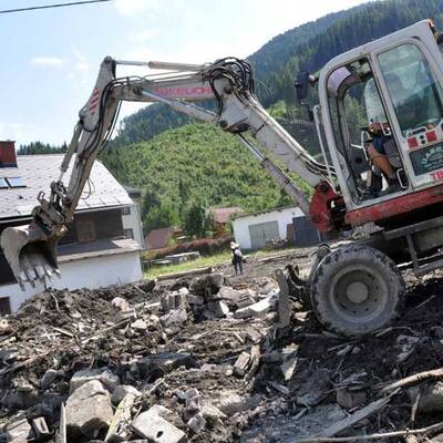 Eine neue Sintflut gefährdet die Aufräumarbeiten 