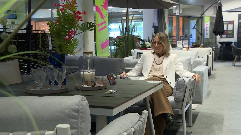 Entdecken Sie die neuesten Gartentrends bei mömax: Ihr Wohnzimmer im Freien