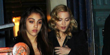 Augenbrauen wie ein Star: So geht's!