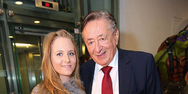 Lugner hat den Krebs besiegt