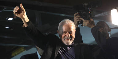 Brasilien-Wahl: Lula knapp vor Bolsonaro