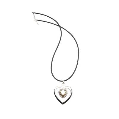 Trachten-Looks für jeden Dirndl-Typ