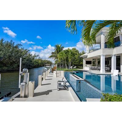 Travis Kelces Off-Season-Villa in Florida