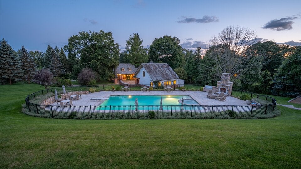 Wohnen wie eine Königin: Ein Blick in Mariah Careys protzige Luxusvilla