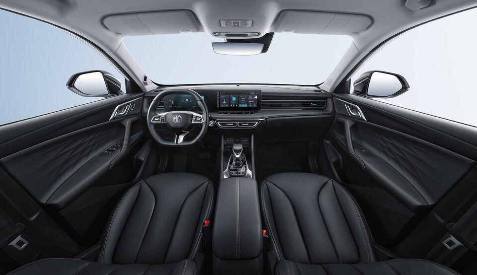 MG HS PHEV+: Plug-in-Hybrid schafft 100 Elektro-Kilometer