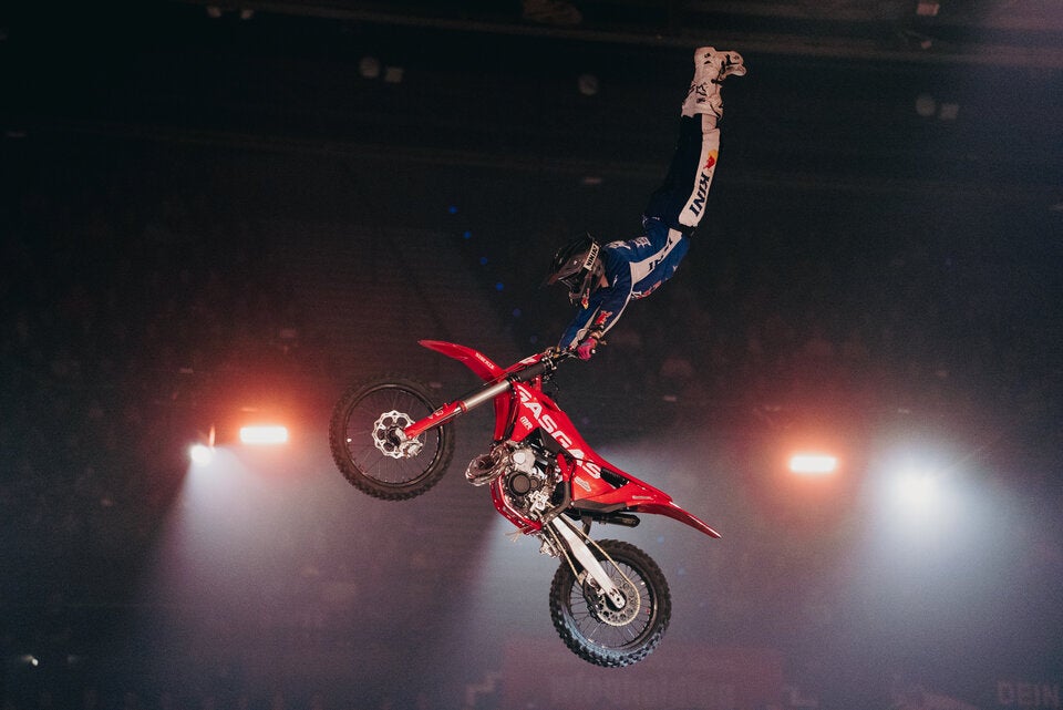 Die besten Extremsportler der Welt zeigen atemberaubende Stunts in der Wiener Stadthalle. 