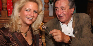 Lugners neues Mausi heißt jetzt Käfer