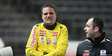 Machos Handverletzung zwingt ihn zu l&auml;ngerer Pause