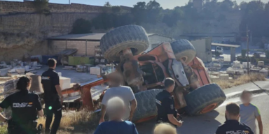 Mallorca: Deutscher (26) klaut Bagger und sorgt f&uuml;r Chaos