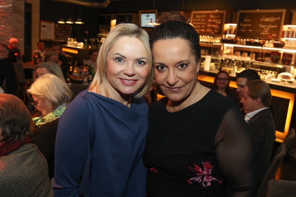 Manuela Fischer und Atousa Mastan