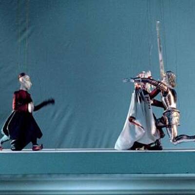 Rihanna - Queen of Downloads