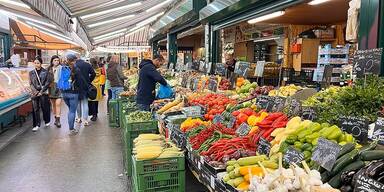 Erntefrische Lebensmittel findet man auf den Wiener Märkten