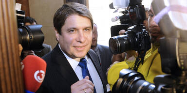 Graf Ali macht Ausschuss zur Farce