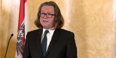 Martin Polaschek.png