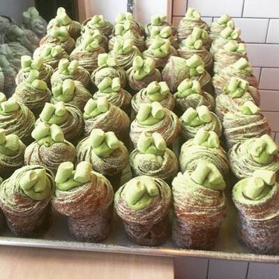 Cruffin Matcha Marshmallow