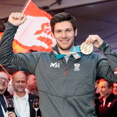 Gasser mit ÖOC-Generalsekretär Peter Mennel