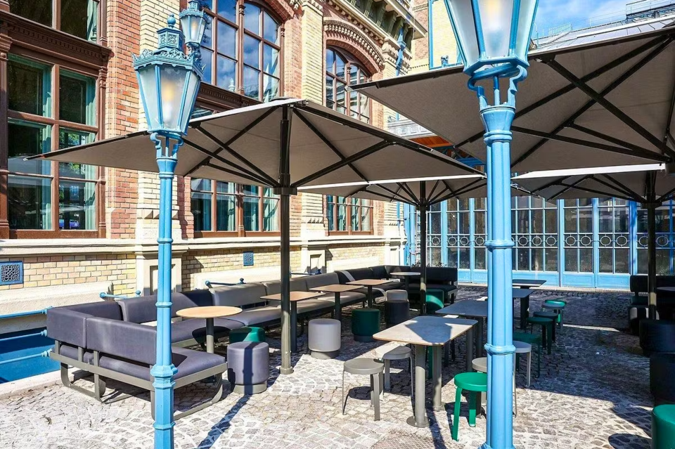 DAS ist der schönste McDonald's der Welt