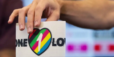 Mega-Wirbel um Gelbe Karte f&uuml;r Regenbogenschleife.png