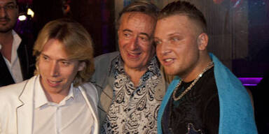 Hat Menowin seinen Manager verprügelt?