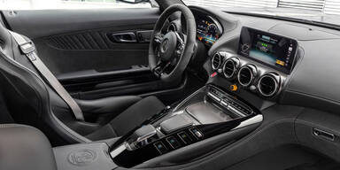 Facelift für AMG GT und neuer GT R Pro