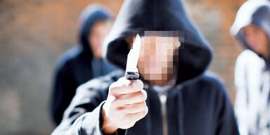 Sozialarbeiter mit Messer attackiert