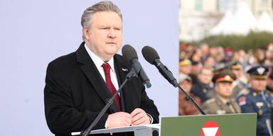 "Nein zur Dritten Republik": Ludwigs Rede am Nationalfeiertag