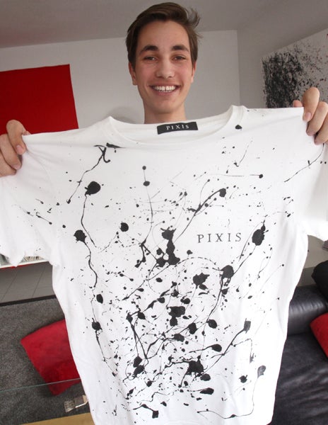 Michael Pixis designt T-Shirts