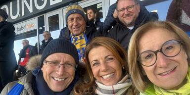 Gl&uuml;cksbringer? St. P&ouml;lten bei Mikl-Leitner-Besuch zur&uuml;ck auf Siegerstra&szlig;e