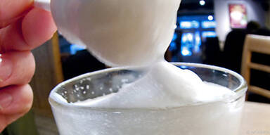 Milchschaum ist zum Trinken, nicht zum Essen