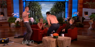 Miley Cyrus amüsiert sich mit Strippern 