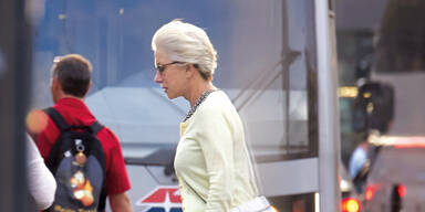 Film-Dreh: Hellen Mirren relaxed in Wien