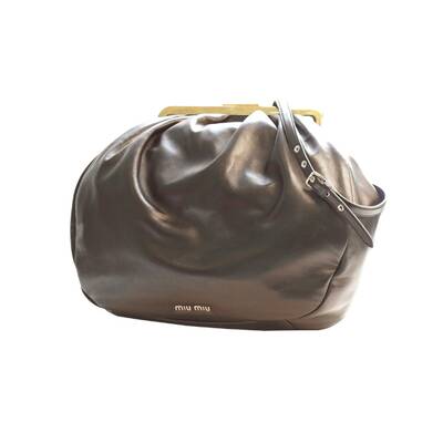 Ball-Looks im Chanel-Stil