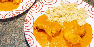 Paprikahendl mit Butternockerln