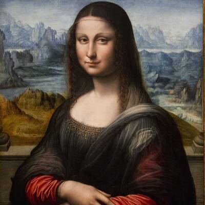 Rihanna - Queen of Downloads