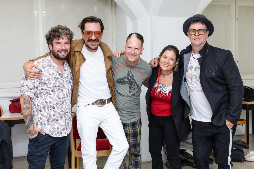 Abschied von Alle-Achtung-Schlagzeuger Patrick De Benedetto-Friesinger (links)