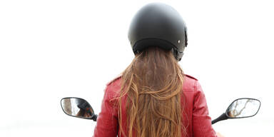 Pkw ignorierte Mopedgruppe: Zwei Verletzte Jugendliche im M&uuml;hlviertel