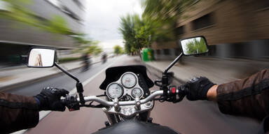 Motorrad Raser