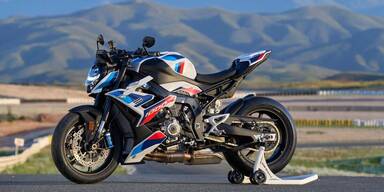 BMW M1000R
