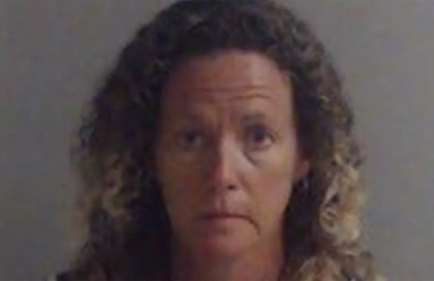 Schönheitskönigin schummelte sich zum Sieg – jetzt drohen ihr 16 Jahre Haft