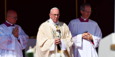 Papst Franziskus sprach Mutter Teresa heilig