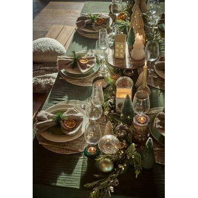 Weihnachtliche Festtafel: Genuss für alle Sinne