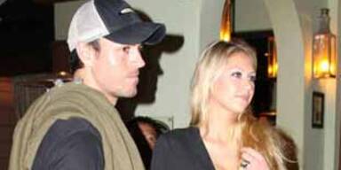 NEU Enrique Iglesias & Anna Kournikova