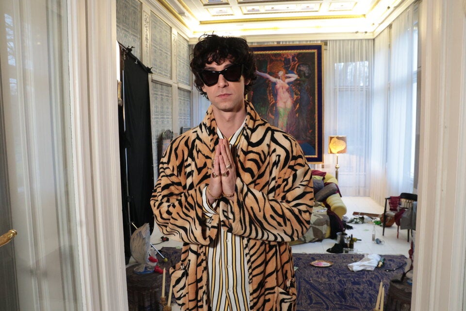 Nikotin rockt als „Kaiser“. Auch mit einer Pistolen-Sisi!