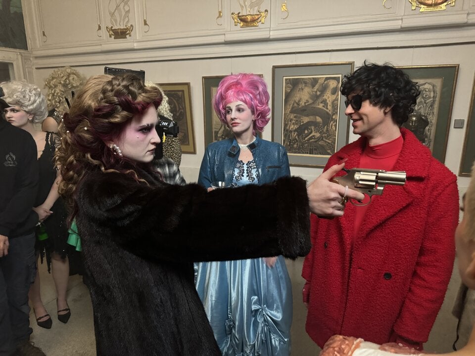 Nikotin rockt als „Kaiser“. Auch mit einer Pistolen-Sisi!