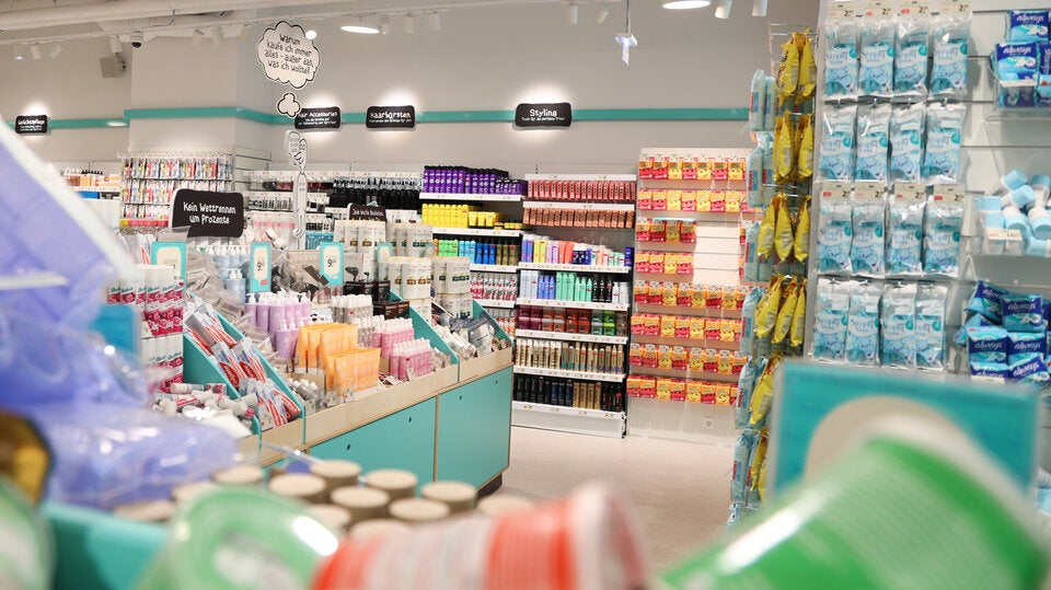 Hype nimmt kein Ende! Dritter NORMAL-Store eröffnet im Donau Zentrum