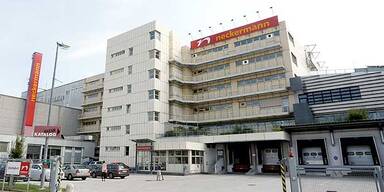 Neckermann: Alle 300 m&uuml;ssen gehen