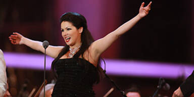Anna Netrebko singt  wieder!